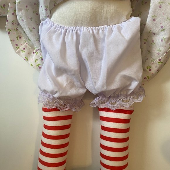 Raggedy Ann & Andy Dolls EUC white floral fabric - Picture 5 of 8